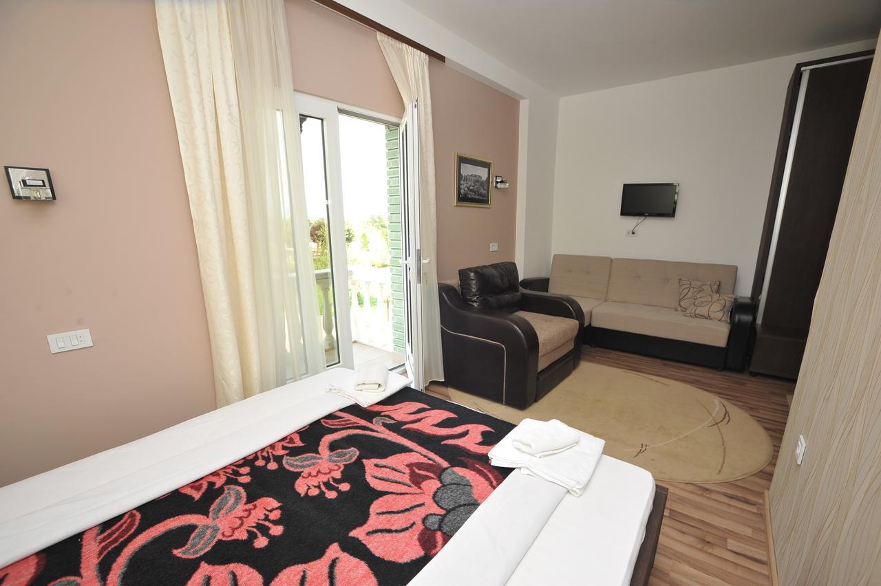 Hotel Zeleni Vir Ni 외부 사진