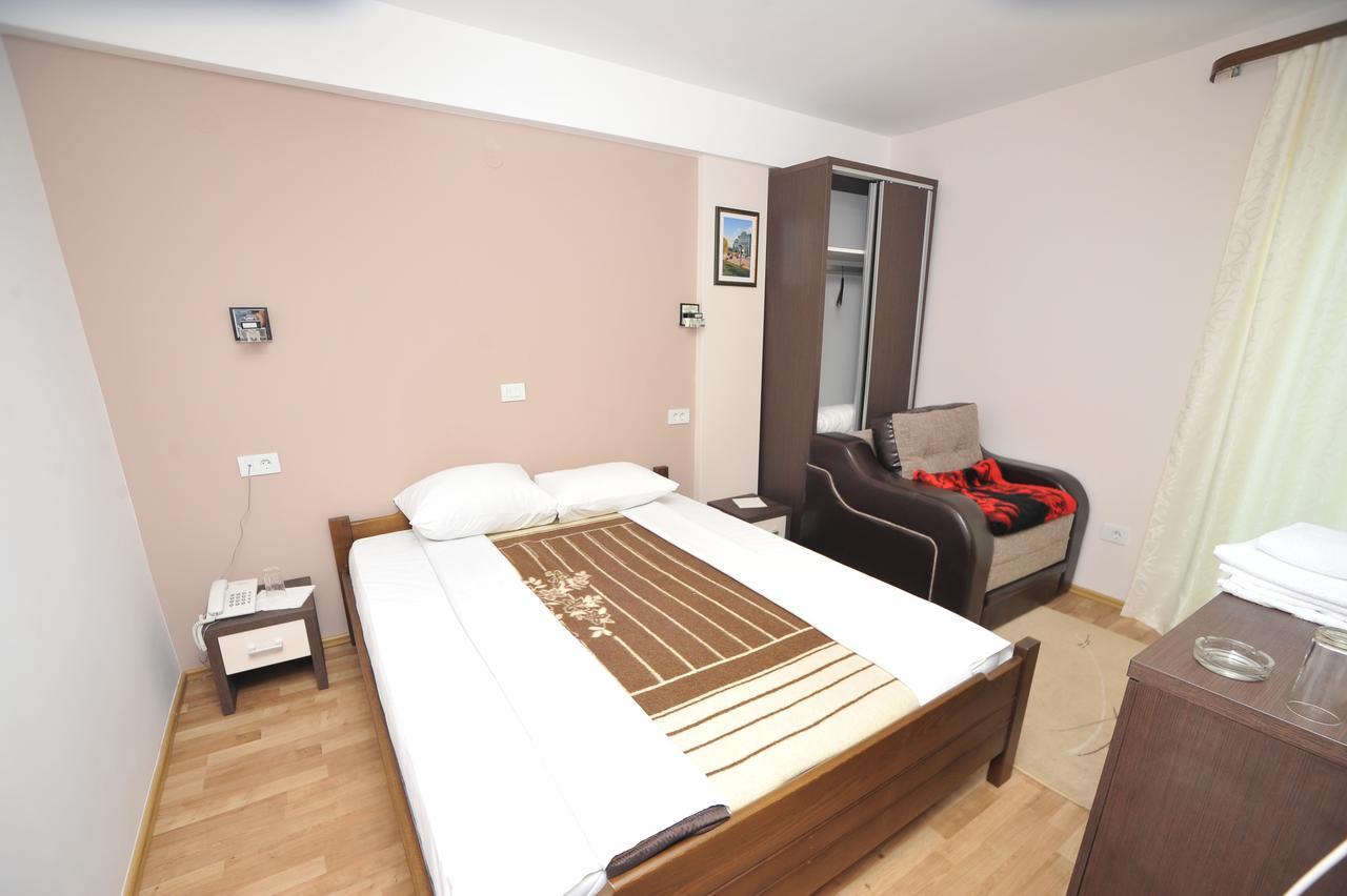 Hotel Zeleni Vir Ni 외부 사진