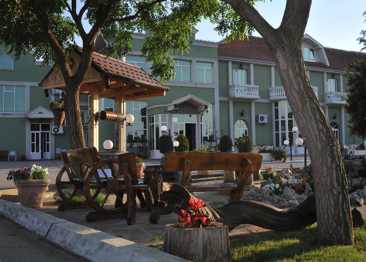 Hotel Zeleni Vir Ni 외부 사진